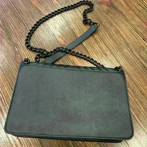 ALDO Black Greenwald Crossbody Quilted Bag Purse With Chain Strap Flap Closure - Picture 2 of 4